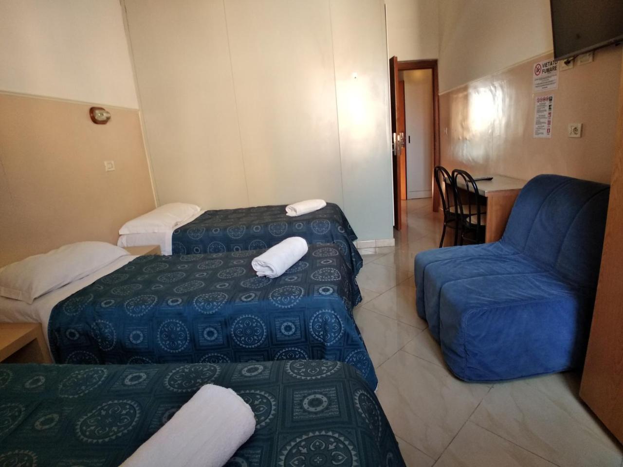 Cressy Hotel *